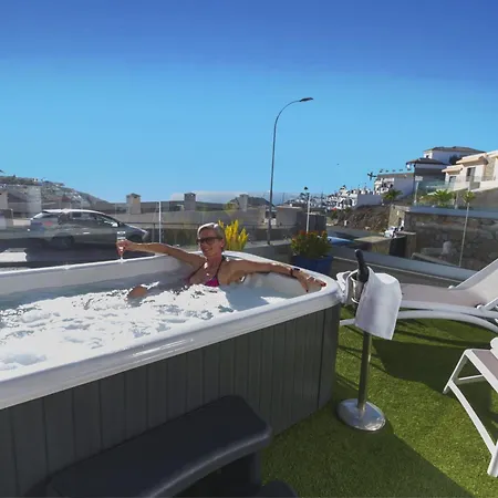 Amadores N6 * Puerto Rico (Gran Canaria)