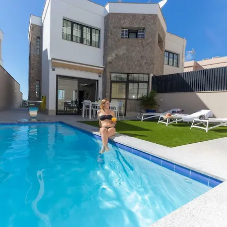 Amadores N6 Villa *